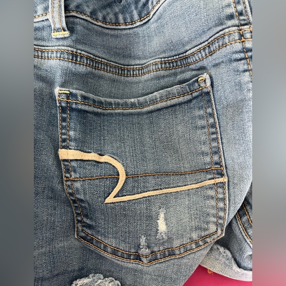 American Eagle distressed 4”denim short, more distressed on front, some on back. - Picture 4 of 6